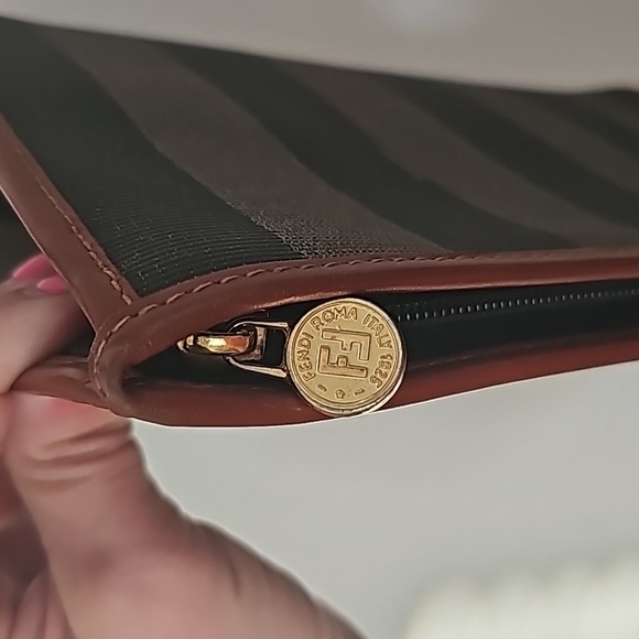 Fendi Pecan Canvas Clutch RARE - Picture 7 of 11